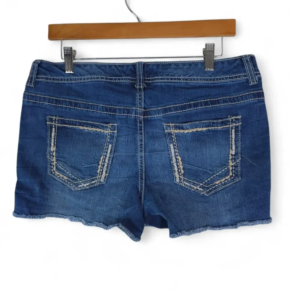 Maurices Shorts Womens 11/12 Blue Denim Cutoff Booty Hotpants Distressed 3